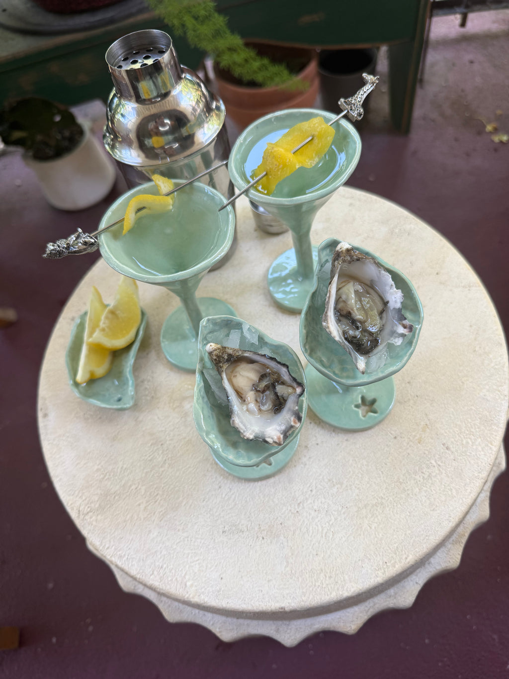 Oysters and Martinis Set (Star Cut Out)