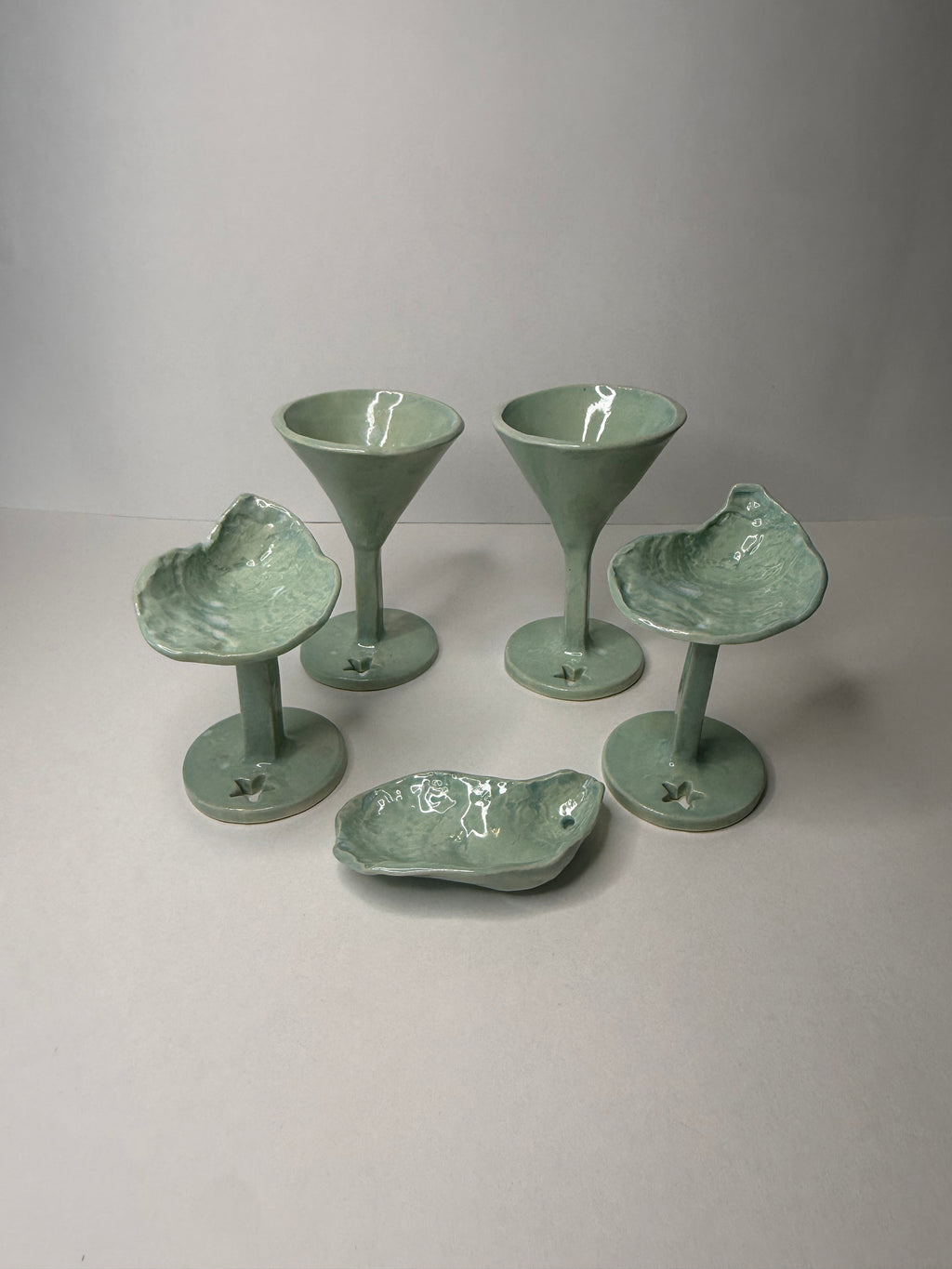 Oysters and Martinis Set (Star Cut Out)